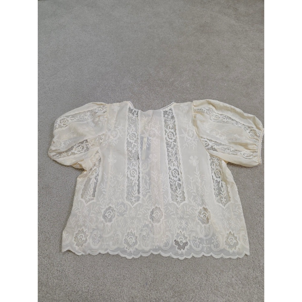 Ultra Pink Cream Lace Button Front Blouse Short Puff Sleeve Floral Embroidered L - Picture 10 of 10